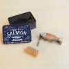 200627 4 multifunkcni nuz conserverie salmon v kovove krabicce balvi