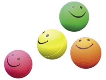 Vtipné penové loptičky pre menších psov Nobby Smiley Ball S o veľkosti 4,7cm v balení 4ks