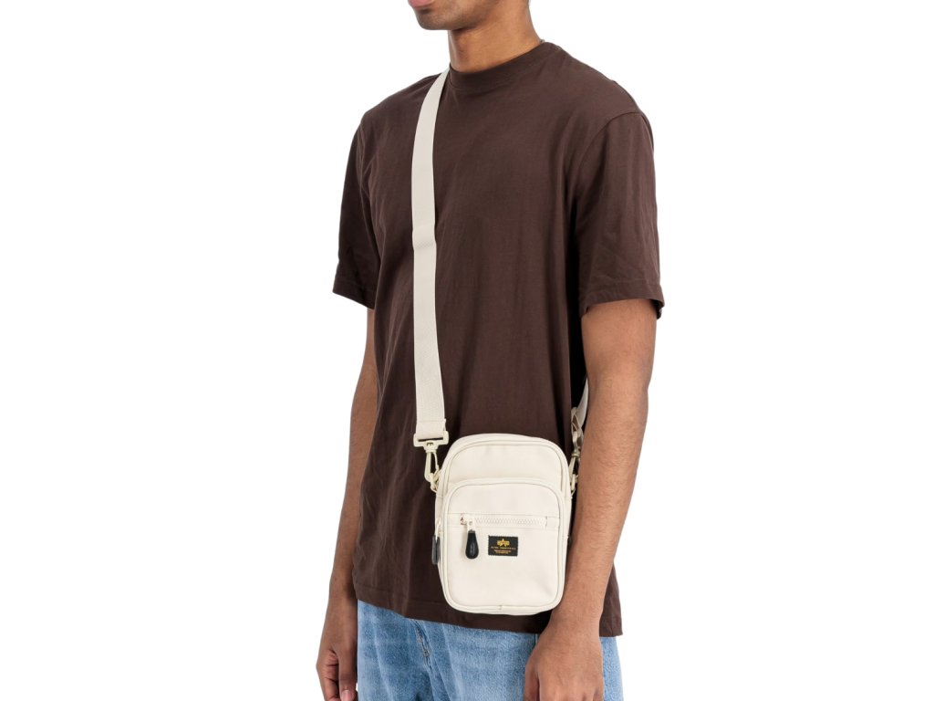 alpha-industries-taska-na-rameno-label-messenger-small-bag-vintage-white