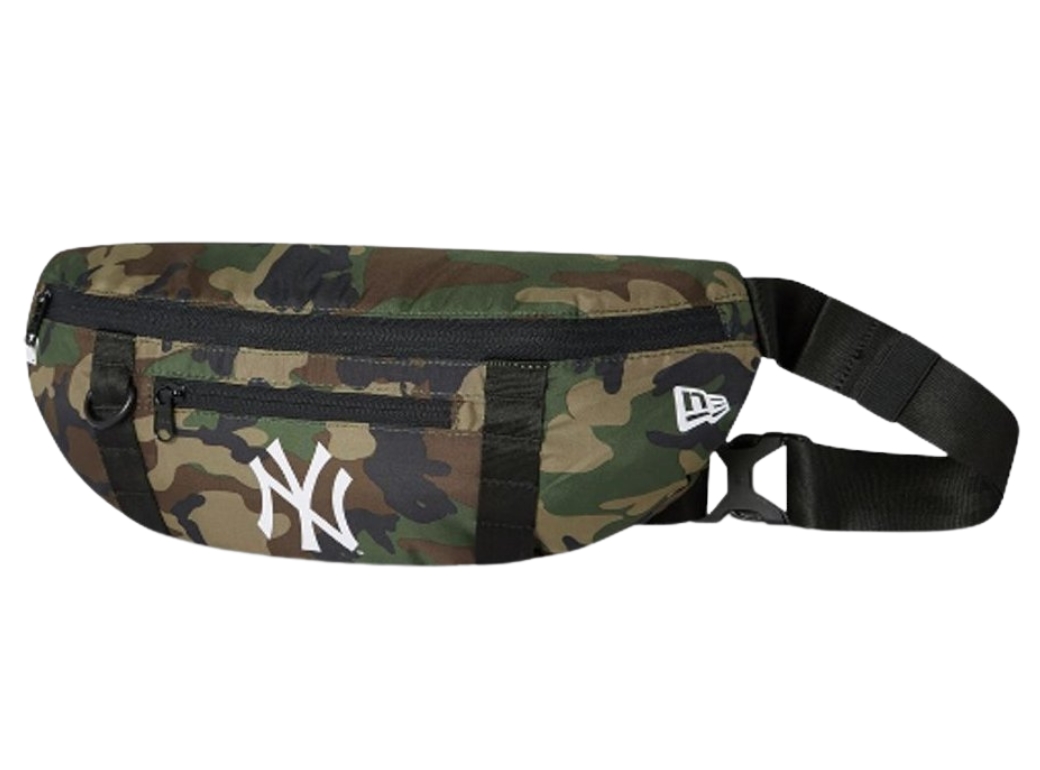 New Era ľadvinka Waistbag Light New York Yankees WOODLAND CAMO/WHITE Veľkosť: Unisex, Farba: zelený a hnedý maskáč