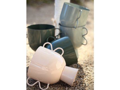 Plechové vázy