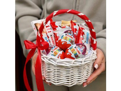 🍬 Kinder Choco Basket