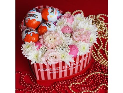 ♥️ Red Box with Kinder