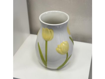 💛 Vase with Yellow Tulips