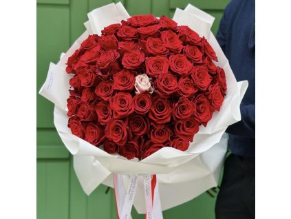 51 Heartbreaking Red Roses