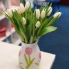 🌷 15 White Tulips + Vase