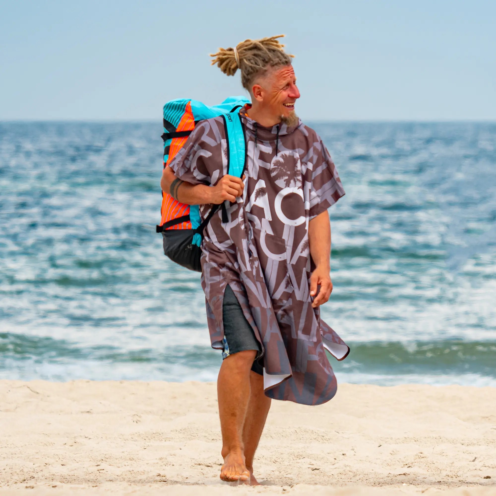 stylove-poncho-k-mori-malokee-california-vzor-palmy