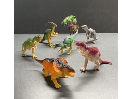 Sada 7 figurek různých dinosaurů a dekorací