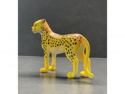 5696 2 figurka geparda
