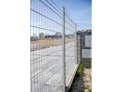 Svařovaný plotový panel PILOFOR SUPER 2D pozinkovaný 2500 x 1030 mm