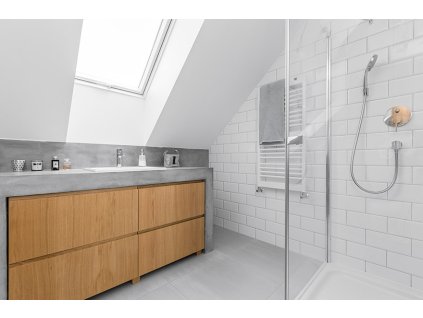 2740 stresni okna fakro plastova 78 x 98 cm ptp v u5 trojsklo
