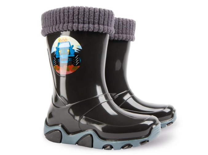 38940 1 demar stormer lux 0402 i cerny 20 21