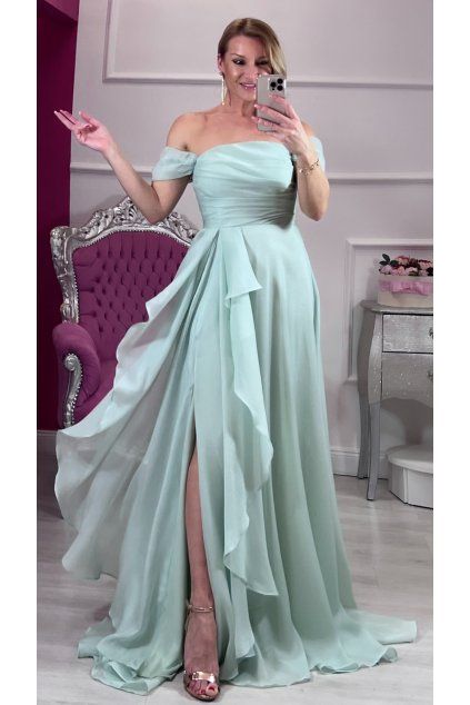 CD1B122C 2FD1 4FD8 95D8 04A38A38B812