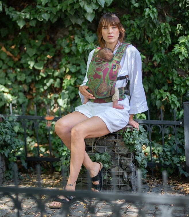 Tohle je víc než jen nosítko. ✨ Kdo říká, že mateřství musí být o kompromisech? S našimi nosítky z prémiové bavlny,...