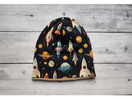 Čepice zateplená vesmír