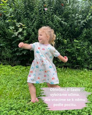 Když jsem psala svůj poslední článek na blog, uvědomila jsem si jednu věc. Většinu oblečení si kupujeme proto, že nás na...