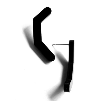 PATHS BLACK  naušnice černé lesklé plexisklo