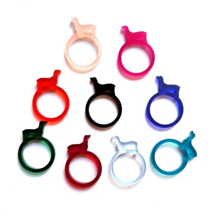 PRSTEN perspex DOG  mix barev
