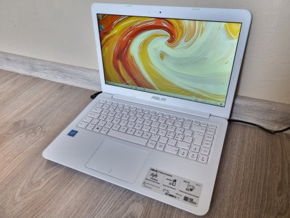 Asus VivoBook R417S