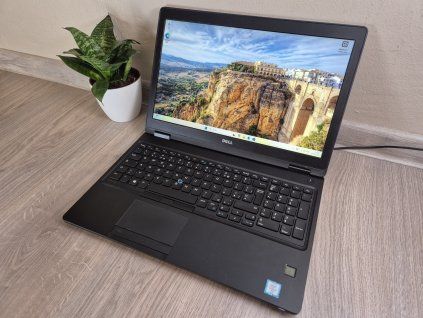 DELL Latitude 5580