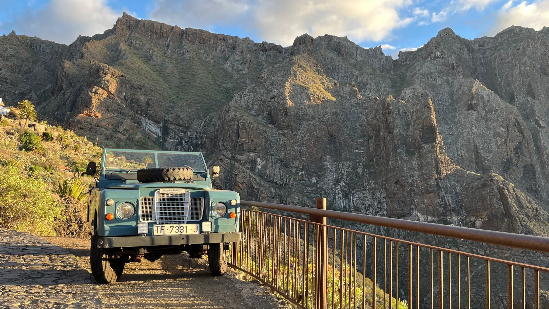 Tenerife_Masca_jeep