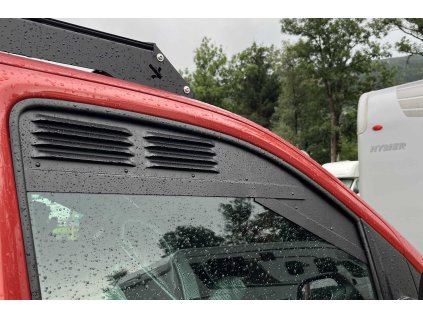 Větrací mřížka do okna vozu Toyota Proace Verso / Spacetourer / Traveller /Zafira life