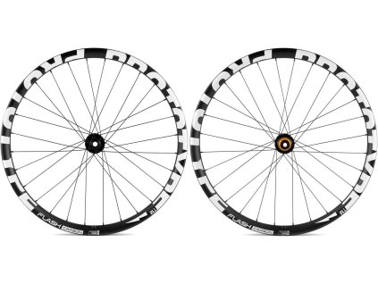 Enduro/E-MTB PROTOTYPE Flash Carbon 27,5" White - 110/148 Boost - HG orech