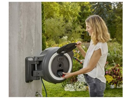 Gardena 18647-55 Akumulátorový nástenný box na hadicu PowerRoll XXL, biely, bez batérie