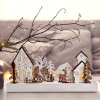 Solight LED vianočná dedinka, 34x17cm, drevo, 4 LED, 2x AA