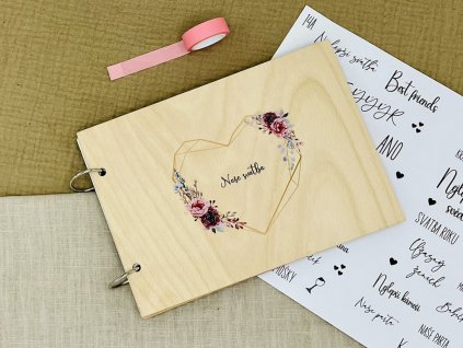 Svadobné kniha srdce s květy