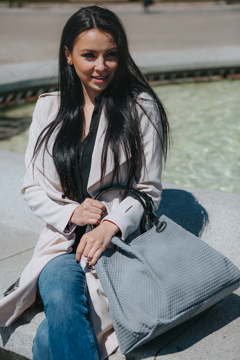 NovaKabelka.sk Belloza Blu Aghi.
Ďalšie farebné varianty kabelky nájdete tu.