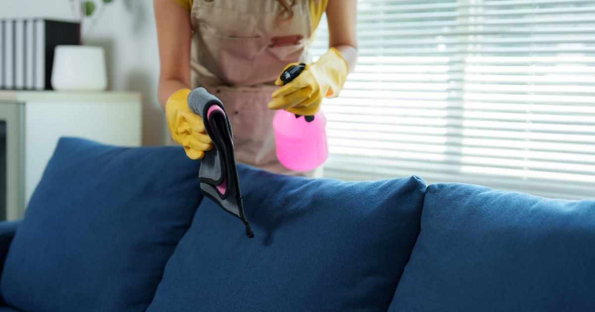 Ako odstrániť žuvačku zo sedačky