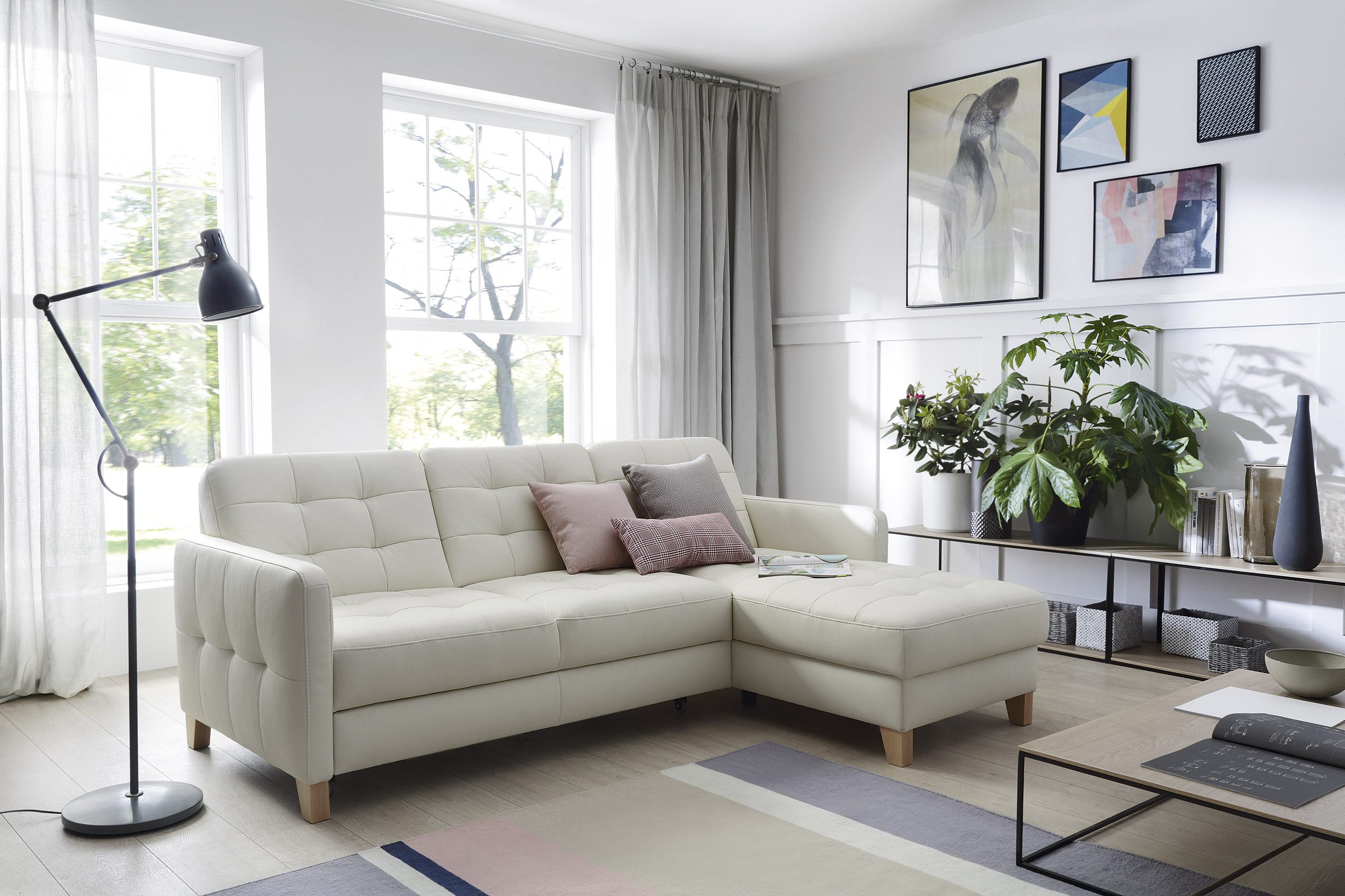 Sedačka by nemala byť príliš veľká, aby nebránila pohybu po miestnosti.