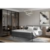 Boxspring posteľ HOMELY I. - sivá čalúnená - v modernom interiéri spálne - celkový pohľad