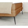 Boxspring posteľ - detail rohu - čalúnenie a kovová noha