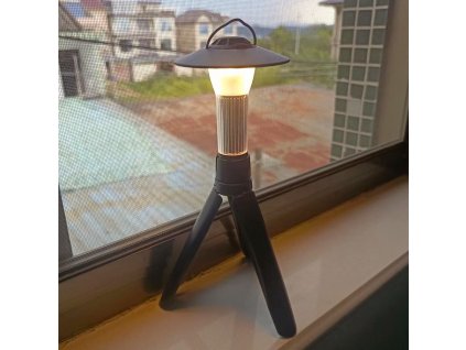 Univerzální kempingové světlo