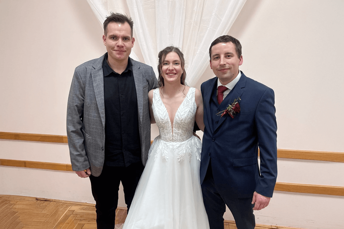 novomanželé Kučerovi, Restaurace Radnice, Mlázovice