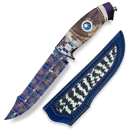 Sběratelský nůž Dellinger Spider Blue s modrou laminovanou ocelí a rukojetí z mamutí fosilie.