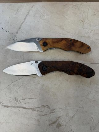 Zavíráky pro dva bratry. Čepel N690, rukojeť stabilizovaný javor.