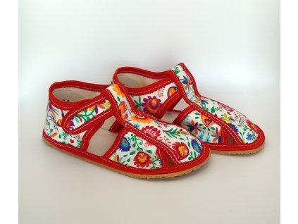 Baby Bare Shoes Slippers - White Folklore (Veľkosť 24)