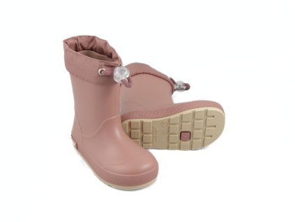 Igor Gumáky Yogi Cuello Rosa1