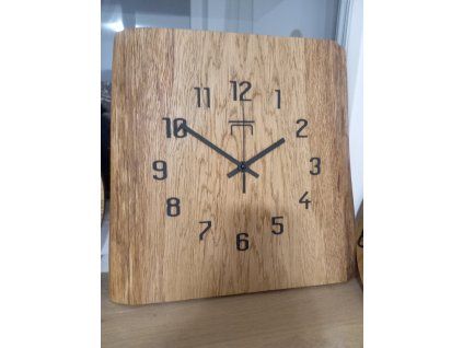 Hodiny dub