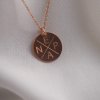 Personalizovaný náhrdelník s gravírovaným vlastním textem nebo obrázkem v barvě růžového zlata z rose gold filled materiálu Nufs Design