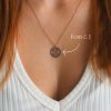 Personalizovaný náhrdelník s gravírovaným vlastním textem nebo obrázkem v barvě růžového zlata z rose gold filled materiálu Nufs Design