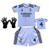 Premium Dětský fotbalový dres Komplet + fotbalová pletené rukavice Real Madrid - Sergio Ramos.Č.04