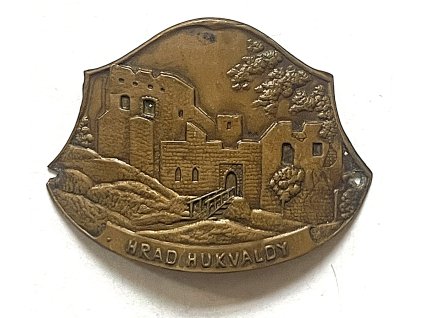 HUKVALDY. Hrad. Štítek na hůl.