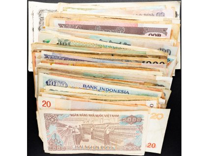 Lot 180ks bankovek-B-15908-1