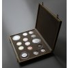 prvni sada josef sejnosta mince prvni csr novorazby navrhu ceskoslovenskych obehovych minci 1920 2017