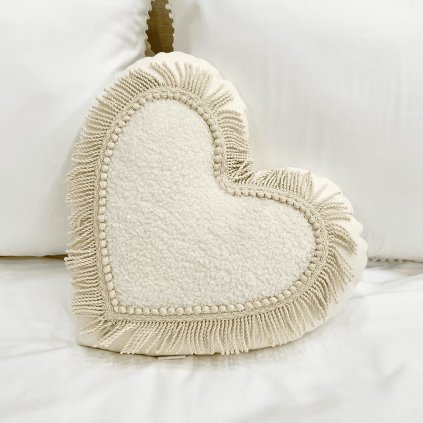 Boho Twist dekoračný vankúš srdce vanilka nunobaby.sk