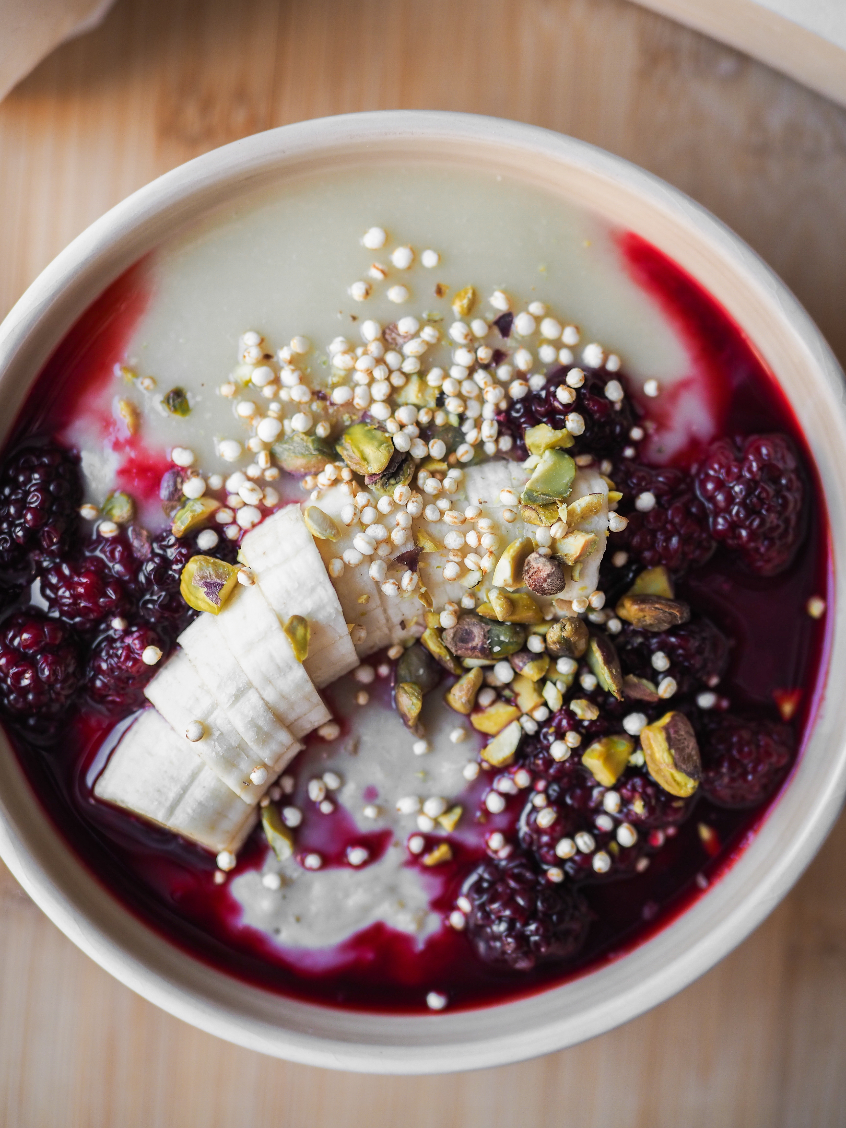 Berry oatmeal